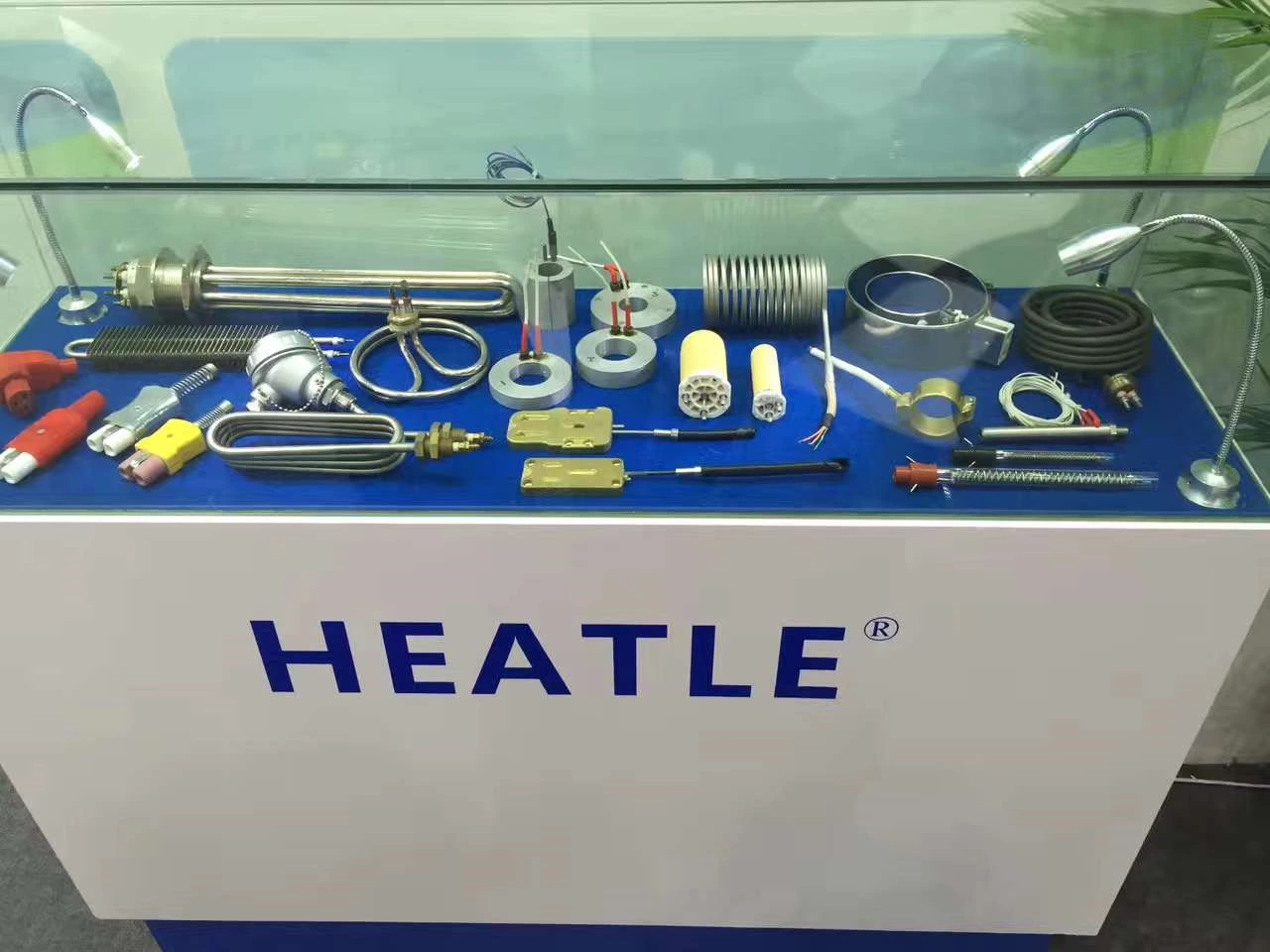 Wenzhou haideli Electric's Chinaplas 2017 International Rubber and plastic exhibition was a complete success